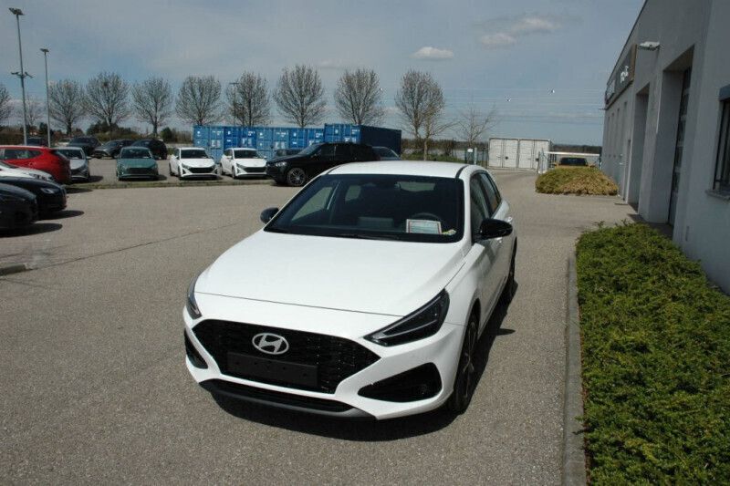 Neu Hyundai i30 GO! 95 PS (69 kW) 2025