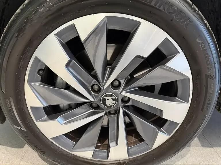 Gebraucht Skoda Kodiaq Selection 193 PS (141 kW) 2025 Mittelgrau  metallic SUV