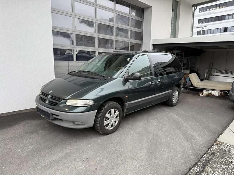 Gebraucht Chrysler Voyager 174 PS (127 kW) 2001 Van / Kleinbus