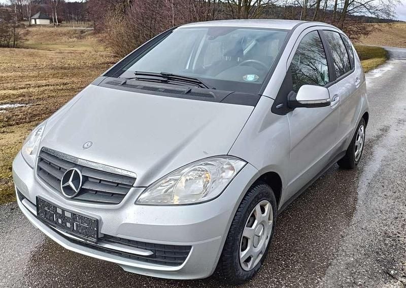 Gebraucht Mercedes A160 Edition 82 PS (60 kW) 2010 Silber Limousine