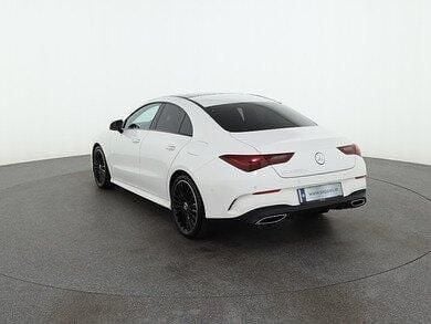 Gebraucht Mercedes CLA200 149 PS (109 kW) 2025 Polarweiß Coupé