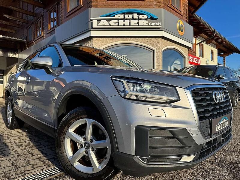 Gebraucht Audi Q2 Sport 116 PS (85 kW) 2020 Silber SUV