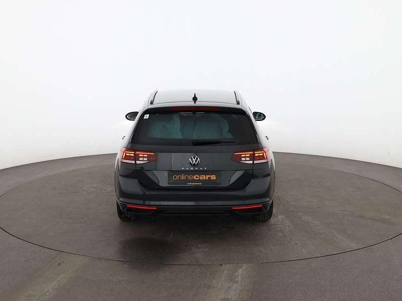 Gebraucht VW Passat Business 150 PS (110 kW) 2021 Grau Kombi