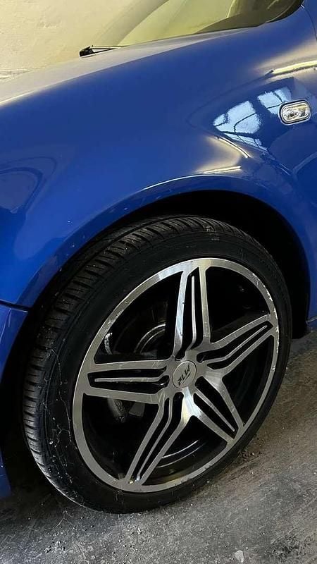 Gebraucht VW Golf IV 90 PS (66 kW) 2000 Blau Limousine