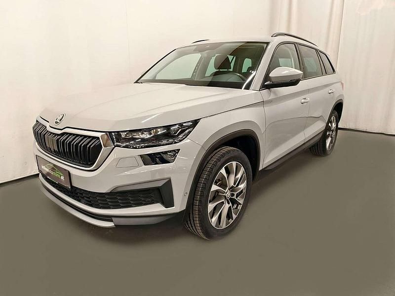 Grau Gebraucht 2022 Skoda Kodiaq SUV | € 34.880 (Fairer Preis) - Bild 1/4