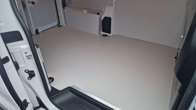 Neu Peugeot TePee 120 PS (88 kW) 2026 Weiß Van / Kleinbus