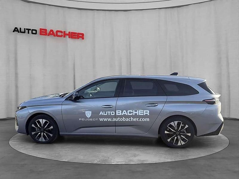 Neu Peugeot 308 SW Allure 136 PS (100 kW) 2025 Silber Kombi