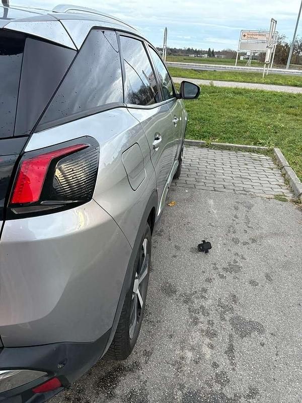 Gebraucht Peugeot 3008 131 PS (96 kW) 2019 Silber SUV