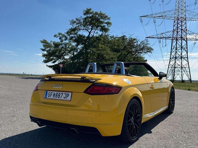 Gebraucht Audi TT Roadster S-Line 230 PS (169 kW) 2017 Gelb Cabrio