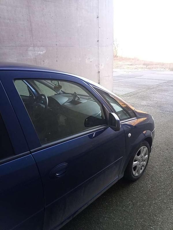 Gebraucht Opel Meriva 75 PS (55 kW) 2006 Van / Kleinbus