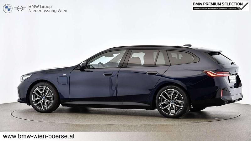 Gebraucht BMW 530e Efficient Dynamics 299 PS (219 kW) 2024 Blau Kombi