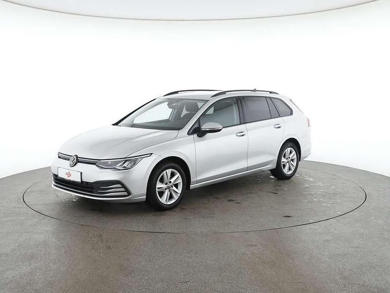 Silber metallic Gebraucht 2022 VW Golf VIII Life Kombi | € 18.950 (Guter Preis) - Bild 1/4