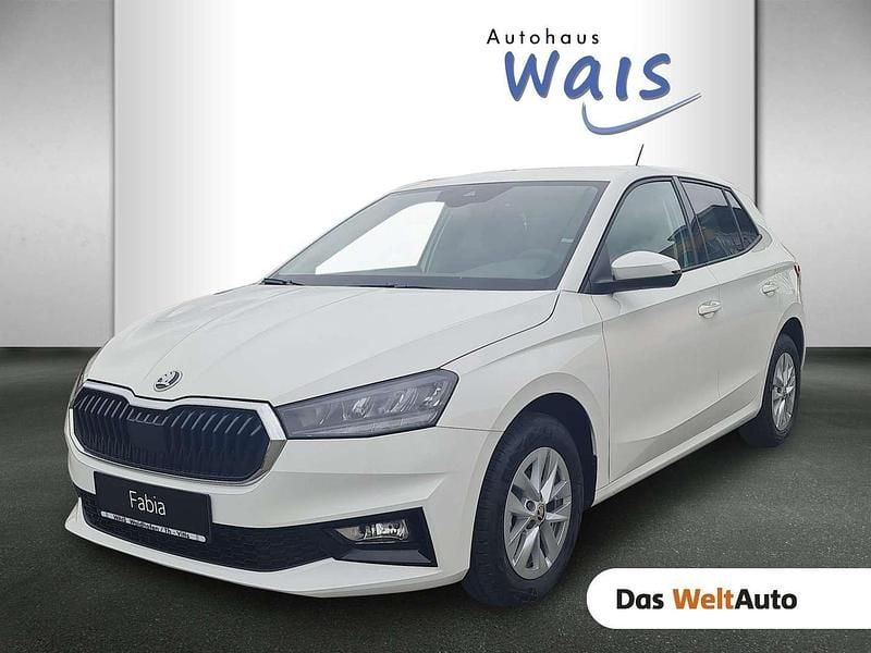 Weiss normal Gebraucht 2024 Skoda Fabia Selection Kleinwagen | € 21.250 (Fairer Preis) - Bild 1/4