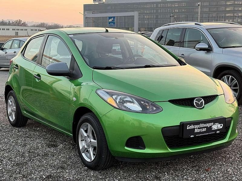 Gebraucht Mazda 2 75 PS (55 kW) 2009 Grün Limousine