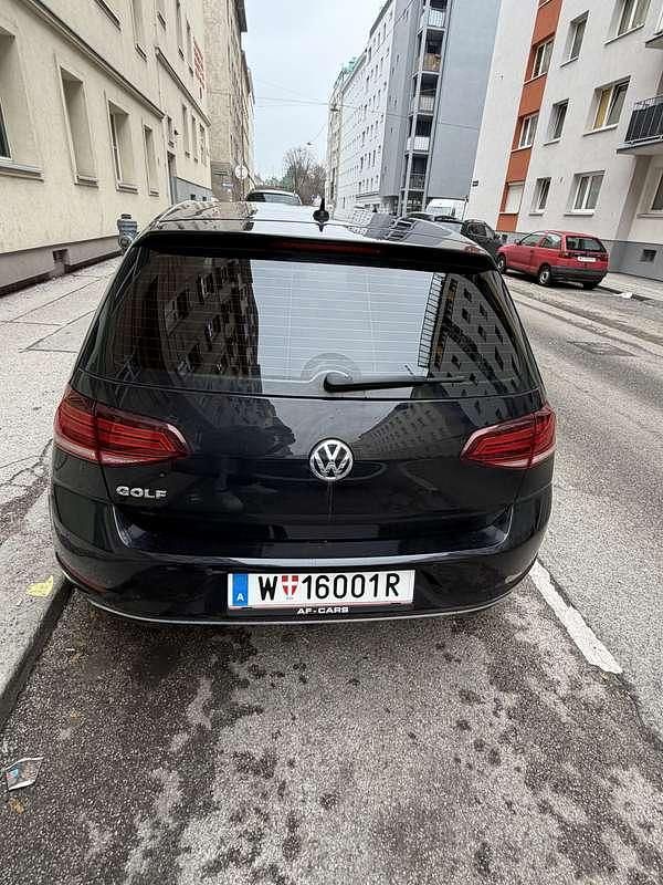 Gebraucht VW Golf VII Comfortline 116 PS (85 kW) 2019 Limousine