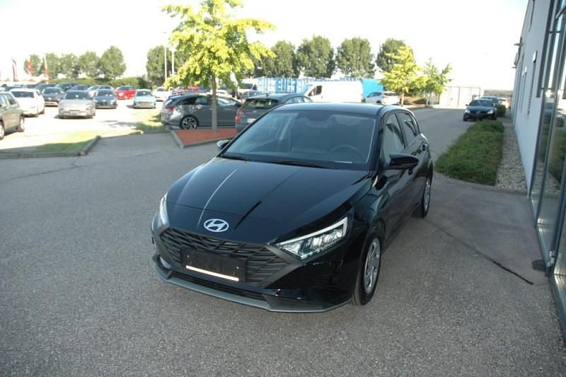 Dragon red Gebraucht 2023 Hyundai i20 GO! | € 18.690 (Fairer Preis) - Bild 1/4