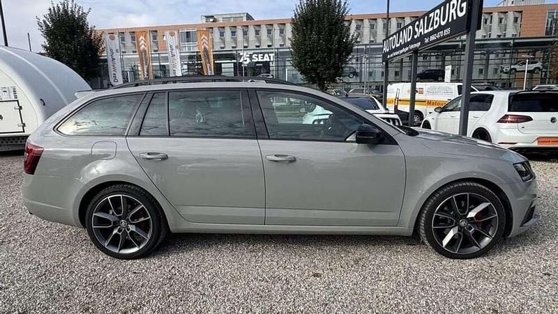 Gebraucht Skoda Octavia RS 184 PS (135 kW) 2019 Grau Kombi