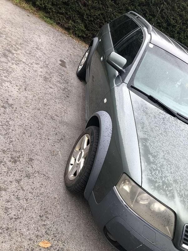 Gebraucht Audi A6 Allroad 179 PS (131 kW) 2004 Grün Kombi