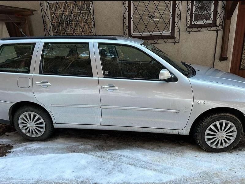 Gebraucht VW Polo 75 PS (55 kW) 2001 Silber Limousine