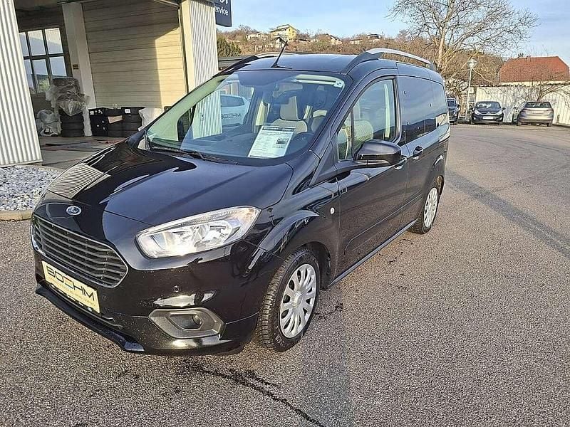 Gebraucht Ford Tourneo Titanium 101 PS (74 kW) 2019 Schwarz Kombi