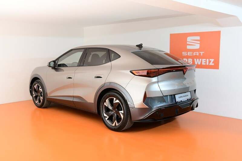 Neu Cupra Tavascan 210 kW (286 PS) 2025 Hellbraun  metallic SUV