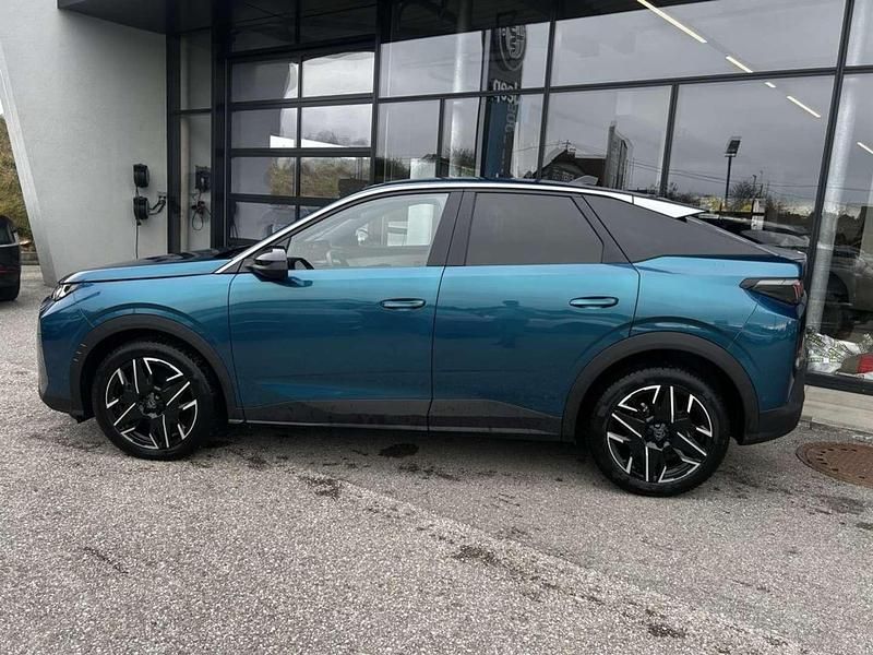 Gebraucht Peugeot 3008 Allure 136 PS (100 kW) 2024 Blau SUV