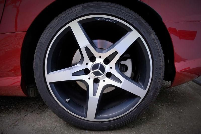 Gebraucht Mercedes SLK350 AMG 306 PS (225 kW) 2014 Rot Cabrio