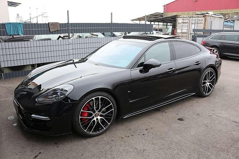 Gebraucht Porsche Panamera 4S Sport 560 PS (411 kW) 2021 Schwarz Limousine