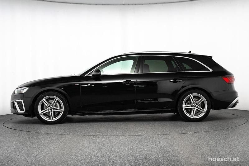 Gebraucht Audi A4 S-Line 204 PS (150 kW) 2024 Schwarz Kombi