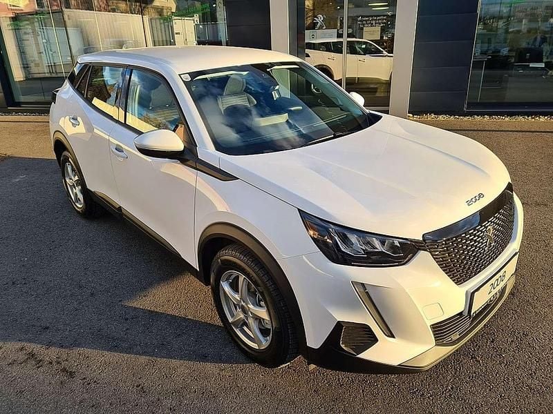 Weiß Gebraucht 2022 Peugeot 2008 Active SUV | € 19.490 (Fairer Preis) - Bild 1/4