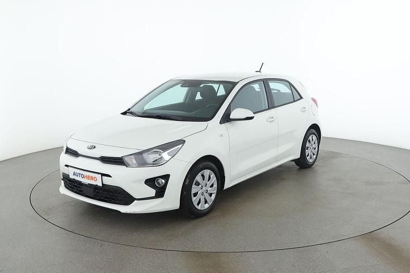 Weiß Gebraucht 2021 Kia Rio Limousine | € 13.890 (Fairer Preis) - Bild 1/3