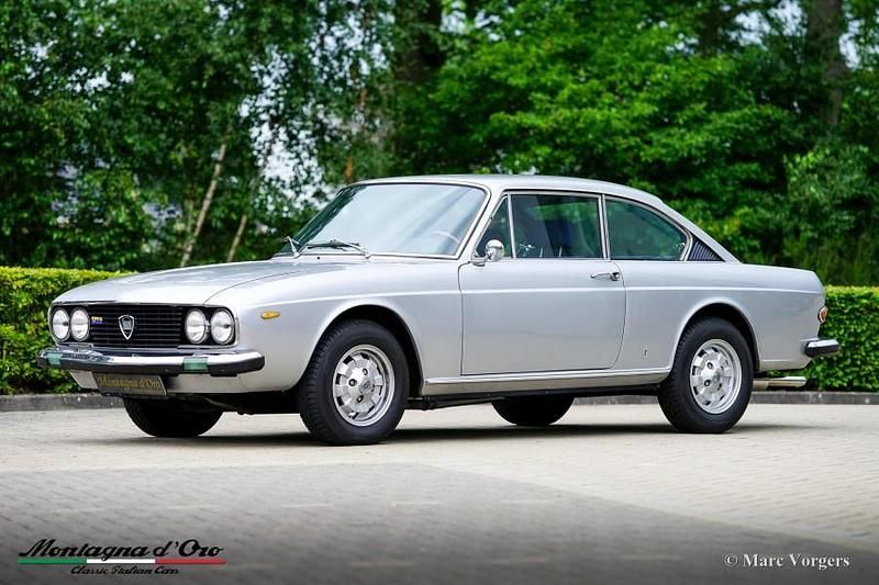 Gebraucht Lancia 2000 125 PS (91 kW) 1973 Silber Coupé