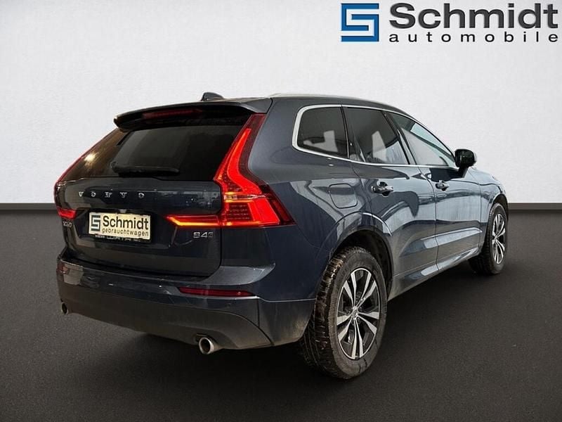 Gebraucht Volvo XC60 Momentum 197 PS (144 kW) 2019 Blau SUV