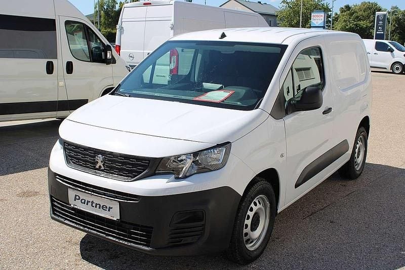 Weiß Neu 2025 Peugeot Partner S Van / Kleinbus | € 23.900 (Superpreis) - Bild 1/4