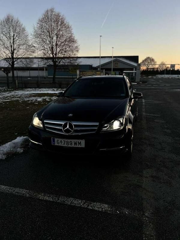 Gebraucht Mercedes C180 Edition 156 PS (114 kW) 2013 Kombi