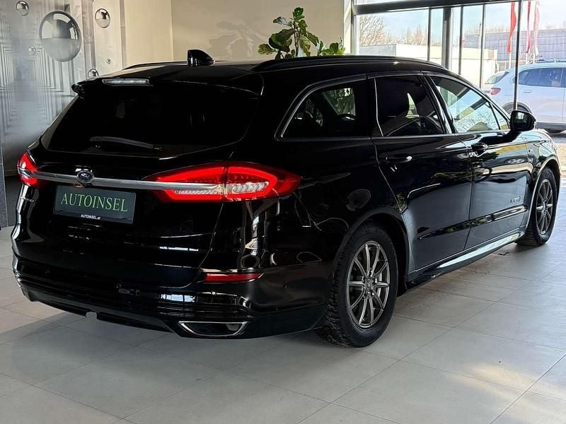Gebraucht Ford Mondeo ST-Line 140 PS (102 kW) 2020 Schwarz Kombi