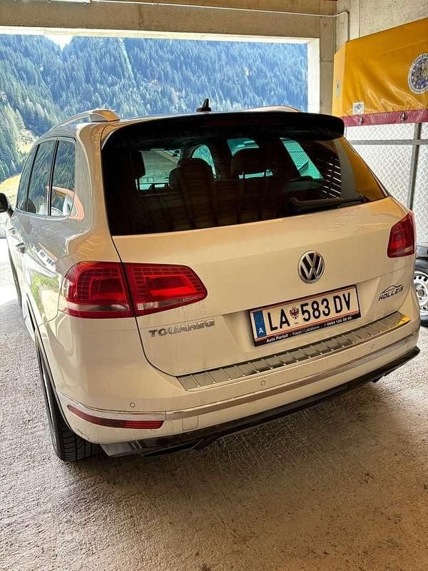 Gebraucht VW Touareg Terrain Tech 262 PS (192 kW) 2015 Weiß SUV