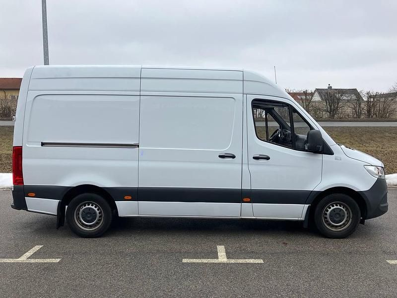 Gebraucht Mercedes Sprinter 114 PS (83 kW) 2021 Weiß Van