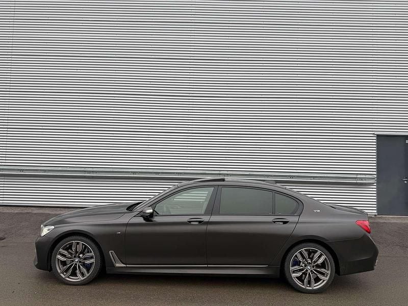 Gebraucht BMW M760 Executive 609 PS (447 kW) 2017 Schwarz Limousine