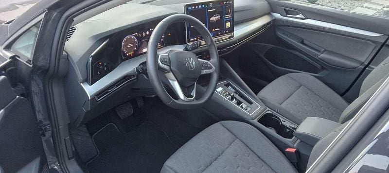 Gebraucht VW Golf VIII Life 116 PS (85 kW) 2024 Kombi