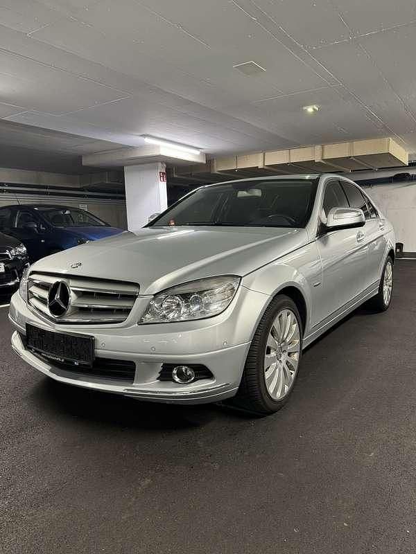Gebraucht 2008 Mercedes C320 Elegance Limousine | € 8.000 - Bild 1/4