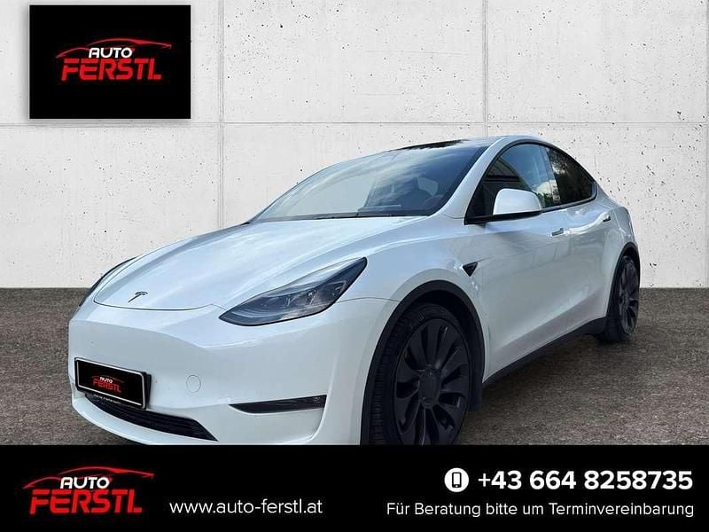 Weiß Gebraucht 2022 Tesla Model Y Performance SUV | € 32.300 (Fairer Preis) - Bild 1/4