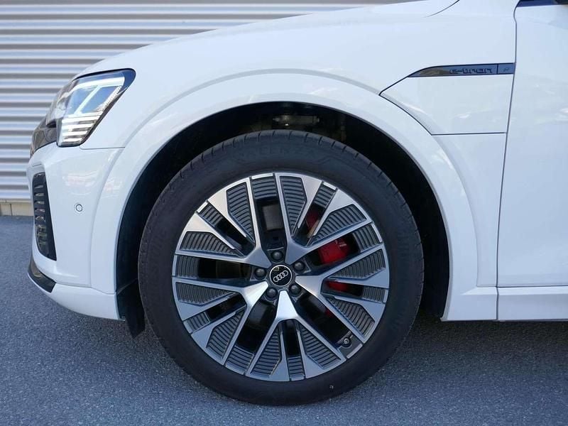 Gebraucht Audi Q8 e-tron S-Line 300 kW (408 PS) 2024 Weiss  metallic SUV