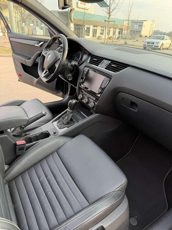 Gebraucht Skoda Octavia RS 184 PS (135 kW) 2015 Kleinwagen