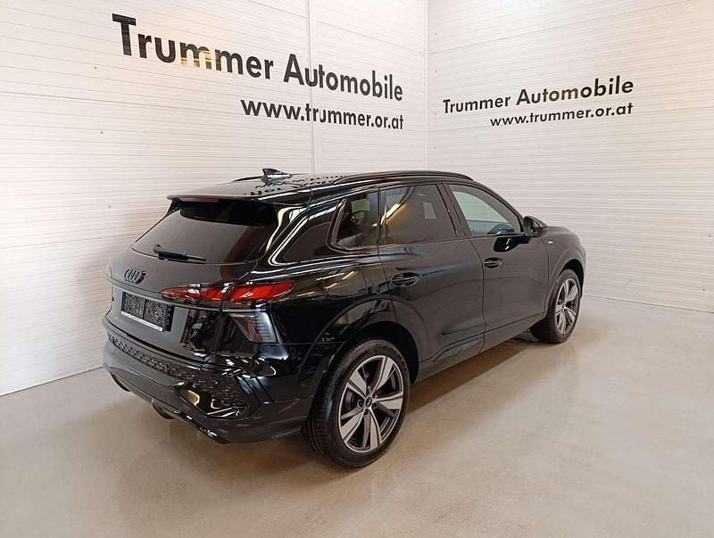 Neu Audi Q3 S-Line 150 PS (110 kW) 2025 Schwarz SUV