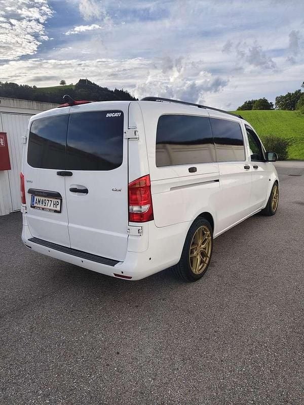 Gebraucht Mercedes Vito 163 PS (119 kW) 2017 Van
