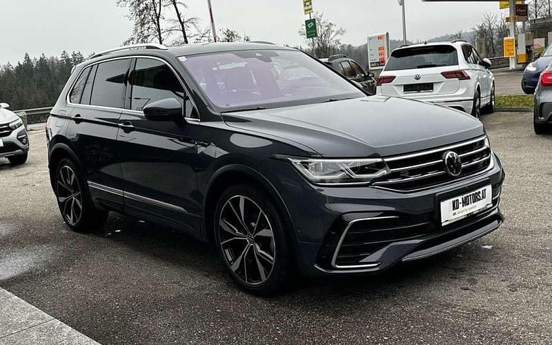 Gebraucht VW Tiguan R-line 150 PS (110 kW) 2021 Grau SUV