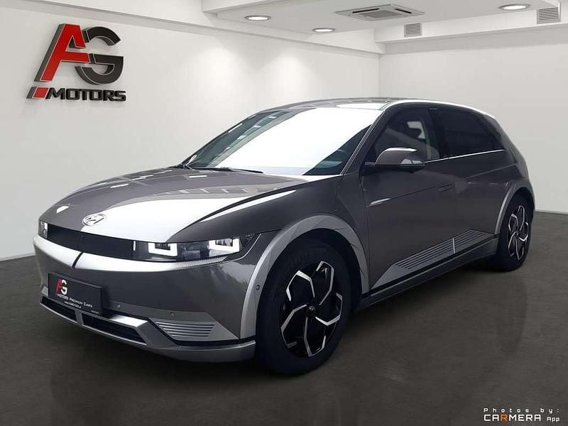 Grau Gebraucht 2021 Hyundai Ioniq Kleinwagen | € 25.900 - Bild 1/4