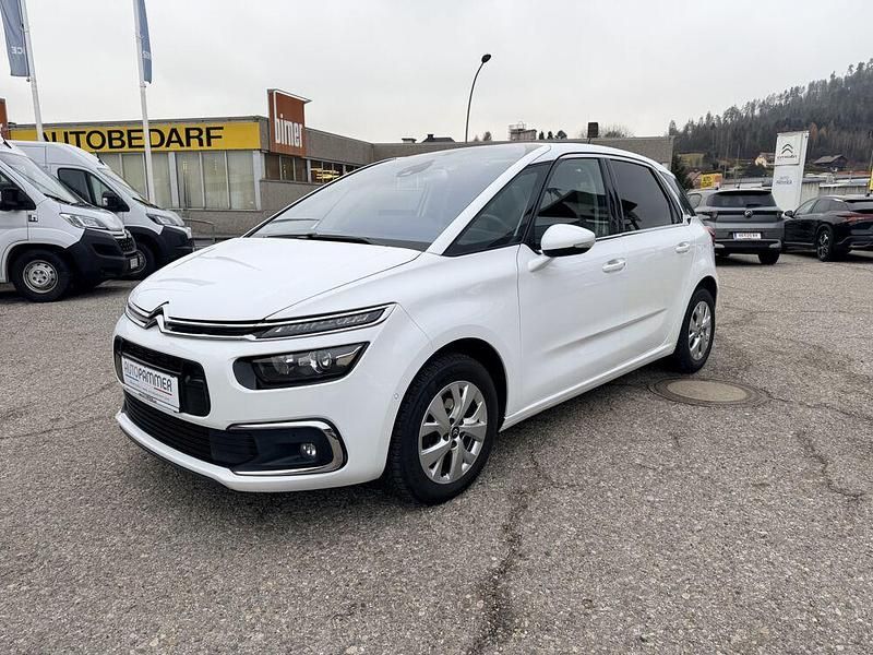 Weiß Gebraucht 2019 Citroën C4 SpaceTourer Shine Van / Kleinbus | € 17.690 (Guter Preis) - Bild 1/4