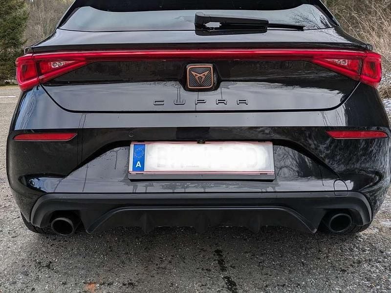 Gebraucht Cupra Leon 245 PS (180 kW) 2022 Schwarz Limousine